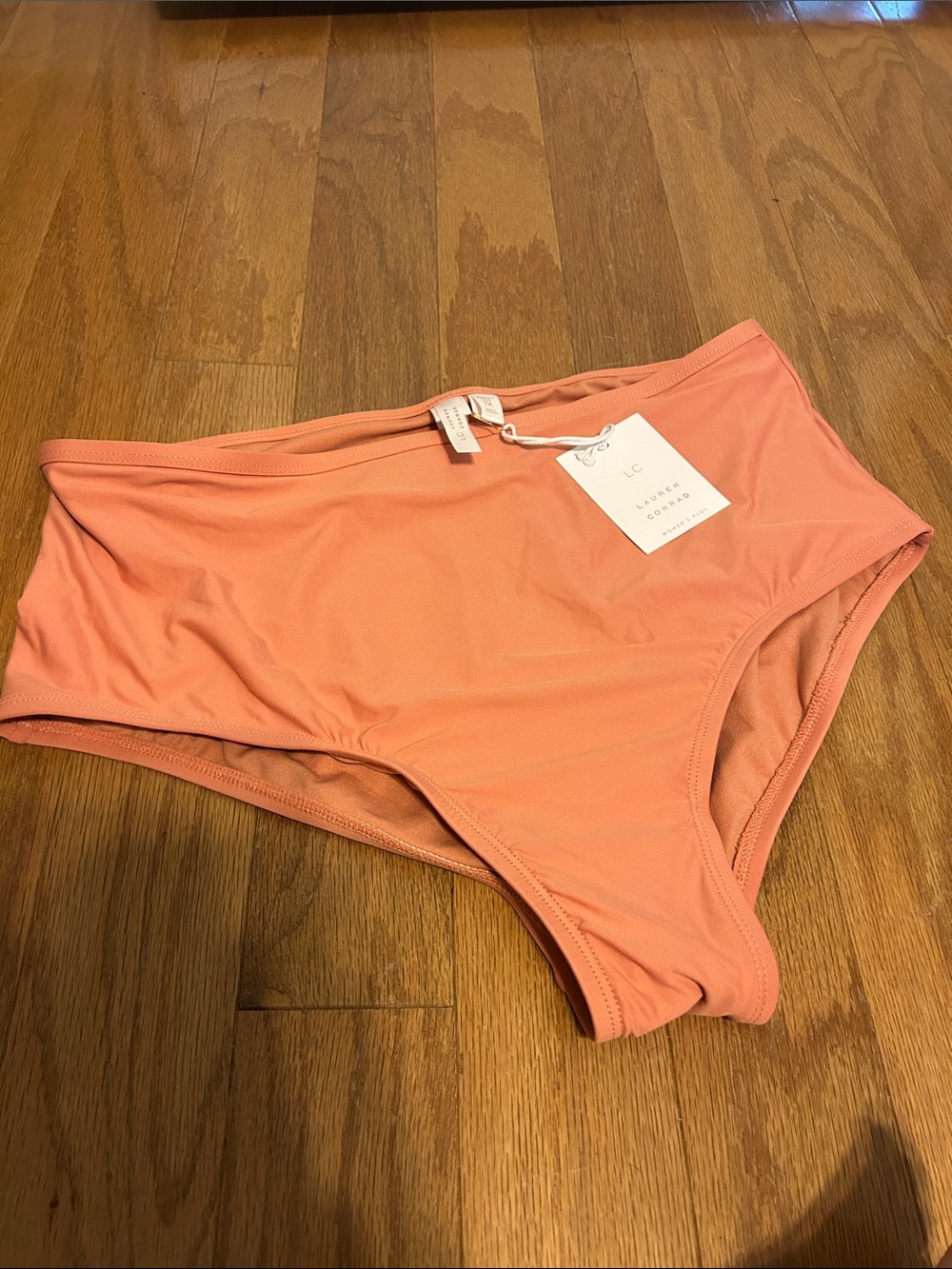 NWT Peachy MidRise Bikini Bottoms